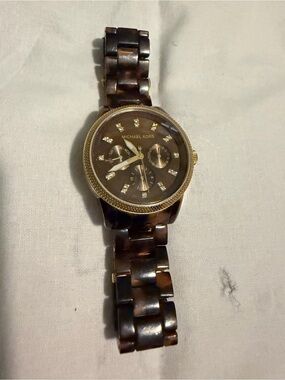 Michael Kors Brown Tortoiseshell and Gold Accent Chronograph Watch